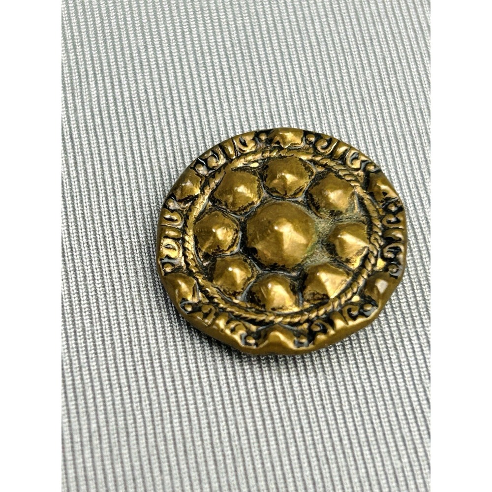 Antique Metal Buttons Lot Of 2 - Picture 12 of 15